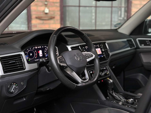 Volkswagen atlas 3.6 v6 r-line 7-persoons 280pk 2023 - afbeelding 10 van  40