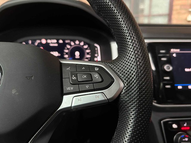 Volkswagen atlas 3.6 v6 r-line 7-persoons 280pk 2023 - afbeelding 16 van  40