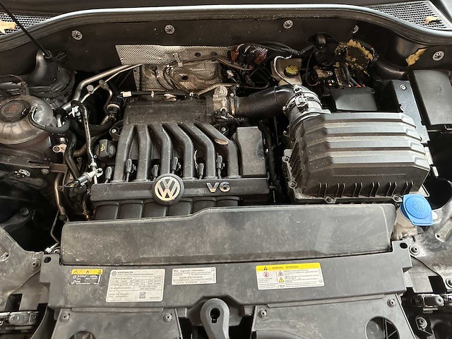 Volkswagen atlas 3.6 v6 r-line 7-persoons 280pk 2023 - afbeelding 31 van  40