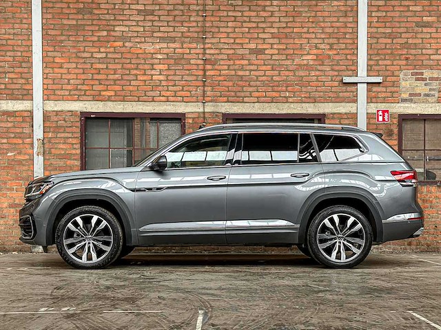 Volkswagen atlas 3.6 v6 r-line 7-persoons 280pk 2023 - afbeelding 18 van  49