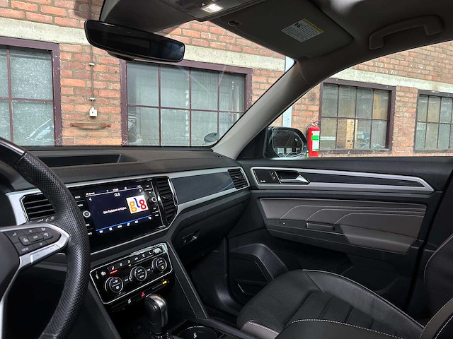 Volkswagen atlas 3.6 v6 r-line 7-persoons 280pk 2023 - afbeelding 21 van  49