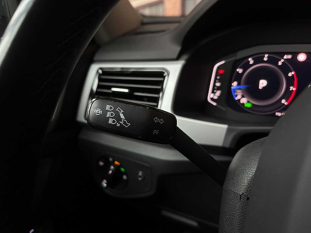 Volkswagen atlas 3.6 v6 r-line 7-persoons 280pk 2023 - afbeelding 26 van  49