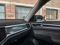 Volkswagen atlas 3.6 v6 r-line 7-persoons 280pk 2023 - afbeelding 32 van  49