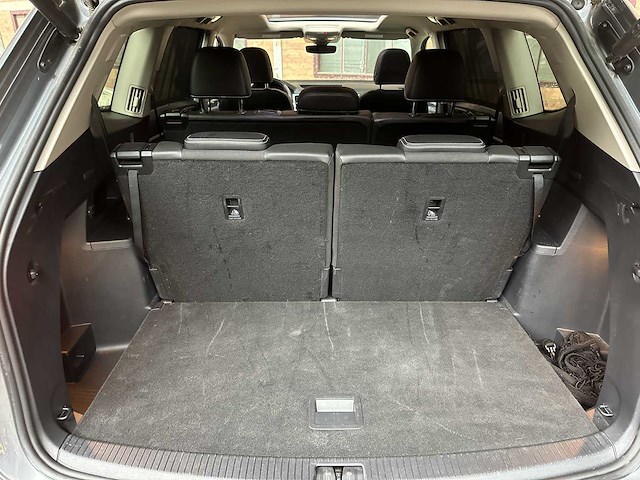 Volkswagen atlas 3.6 v6 r-line 7-persoons 280pk 2023 - afbeelding 37 van  49