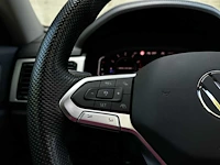 Volkswagen atlas 3.6 v6 r-line 7-persoons 280pk 2023 - afbeelding 10 van  45