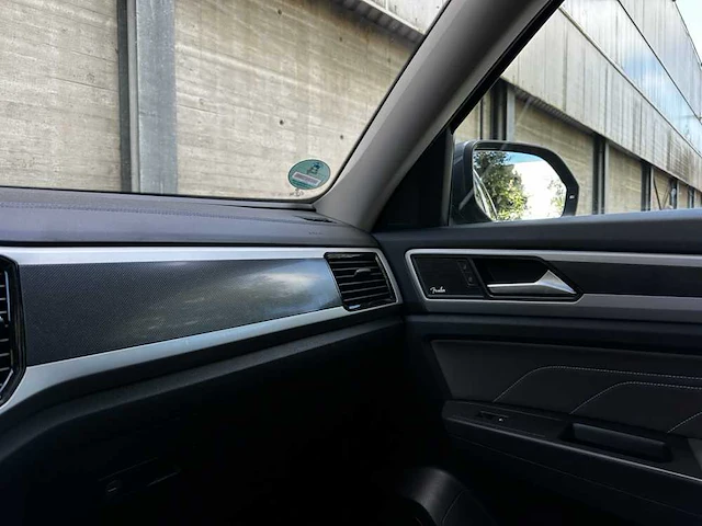 Volkswagen atlas 3.6 v6 r-line 7-persoons 280pk 2023 - afbeelding 19 van  45