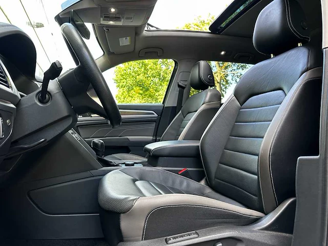Volkswagen atlas 3.6 v6 r-line 7-persoons 280pk 2023 - afbeelding 21 van  45