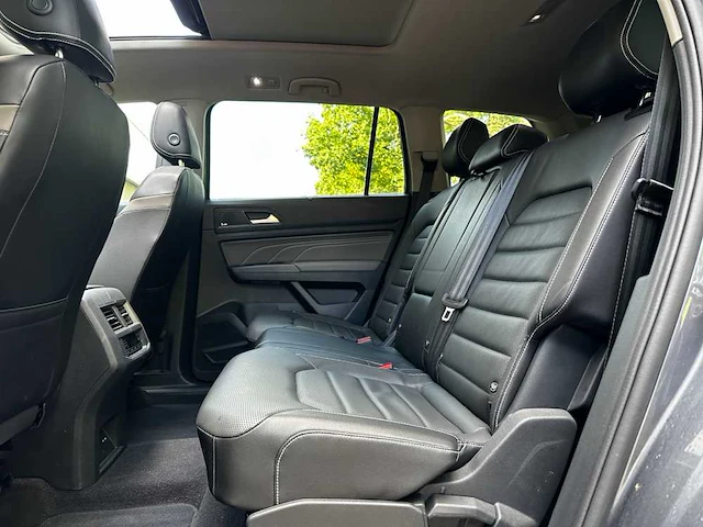Volkswagen atlas 3.6 v6 r-line 7-persoons 280pk 2023 - afbeelding 23 van  45