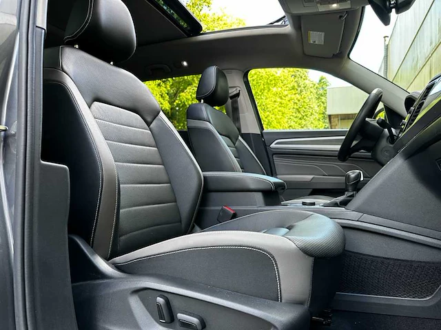 Volkswagen atlas 3.6 v6 r-line 7-persoons 280pk 2023 - afbeelding 33 van  45