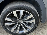 Volkswagen atlas 3.6 v6 r-line 7-persoons 280pk 2023 - afbeelding 37 van  45