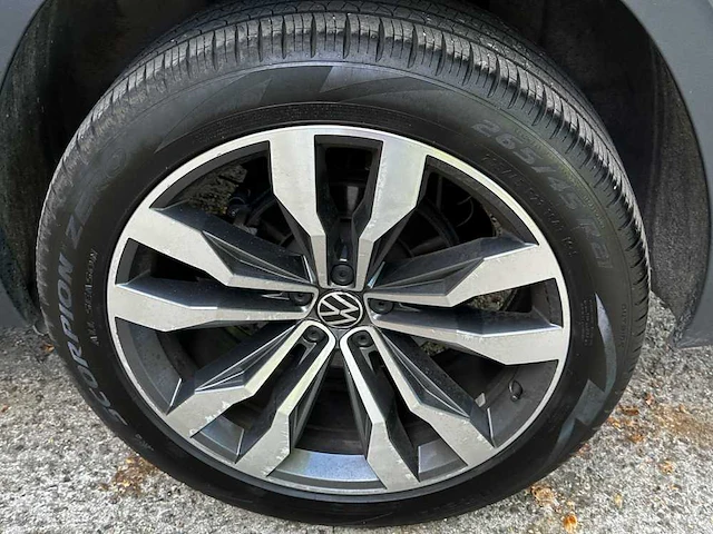 Volkswagen atlas 3.6 v6 r-line 7-persoons 280pk 2023 - afbeelding 41 van  45