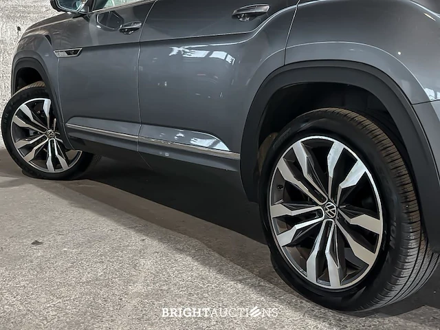 Volkswagen atlas 3.6 v6 r-line 7-persoons 280pk 2023 - afbeelding 13 van  58
