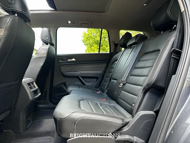 Volkswagen atlas 3.6 v6 r-line 7-persoons 280pk 2023 - afbeelding 33 van  58