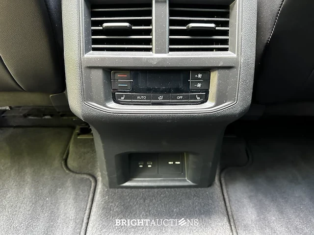Volkswagen atlas 3.6 v6 r-line 7-persoons 280pk 2023 - afbeelding 35 van  58