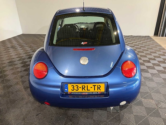 Volkswagen beetle 1.6, 33-rl-tr - afbeelding 2 van  6
