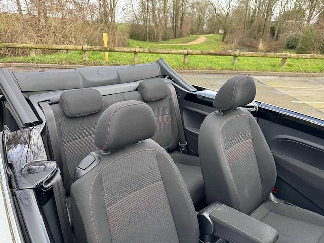 Volkswagen beetle cabriolet 1.2 tsi exclusive series jxg-12-h - afbeelding 7 van  41