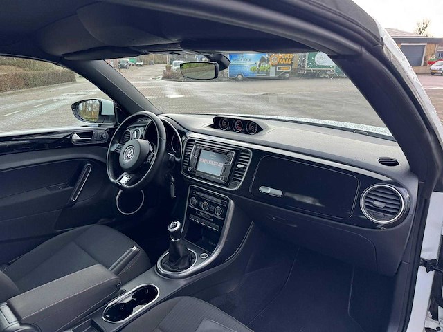 Volkswagen beetle cabriolet 1.2 tsi exclusive series jxg-12-h - afbeelding 27 van  28
