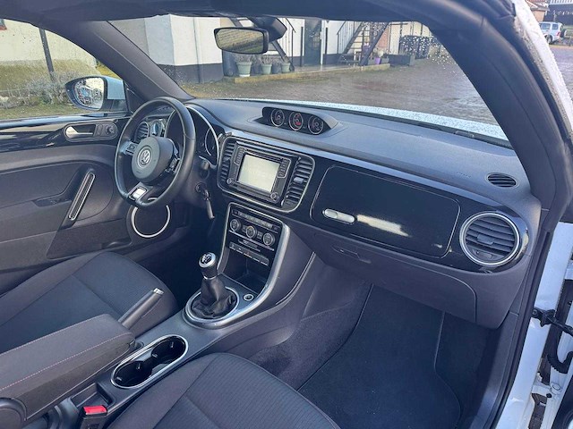Volkswagen beetle cabriolet 1.2 tsi exclusive series jxg-12-h - afbeelding 11 van  47