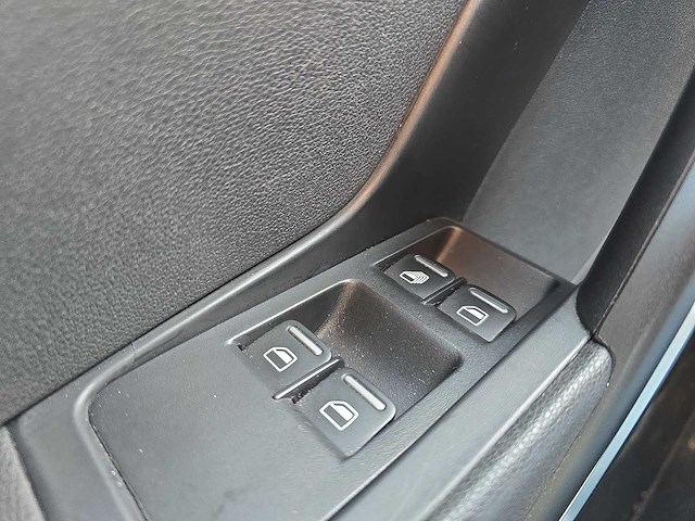 Volkswagen beetle cabriolet 1.4 tsi sport 2014 | gsp-13-f - afbeelding 26 van  39