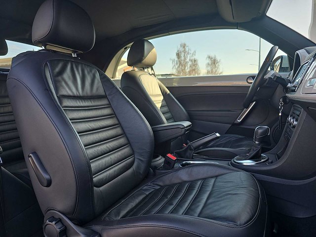 Volkswagen beetle cabriolet 1.4 tsi sport 2014 | gsp-13-f - afbeelding 14 van  35