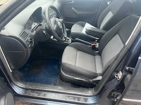 Volkswagen bora 1.6-16v turijn, 17-rl-zh - afbeelding 8 van  17