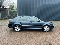 Volkswagen bora 1.6-16v turijn, 17-rl-zh - afbeelding 7 van  13