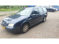 Volkswagen bora variant 1.8 20v turbo highline automaat, 04-ps-vn - afbeelding 1 van  12
