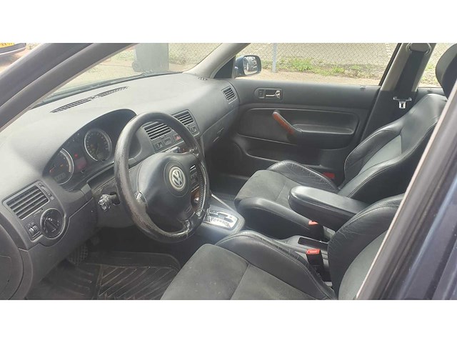 Volkswagen bora variant 1.8 20v turbo highline automaat, 04-ps-vn - afbeelding 8 van  12