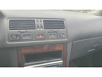 Volkswagen bora variant 1.8 20v turbo highline automaat, 04-ps-vn - afbeelding 12 van  12
