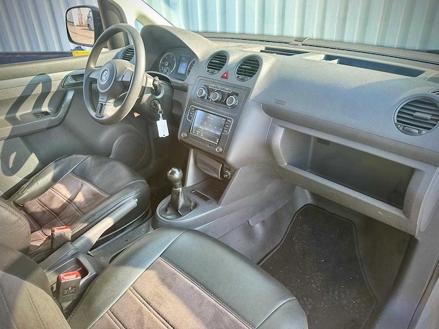 Volkswagen caddy 1.6 tdi, 8-vkn-01 - afbeelding 12 van  13