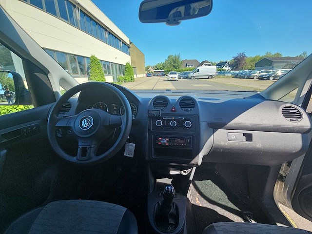 Volkswagen caddy 1.6 tdi maxi | 9-vzz-68 - afbeelding 13 van  18