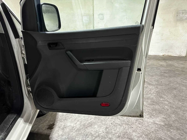 Volkswagen caddy 1.6 tdi maxi bmt 102pk 2014, vlt-63-p bedrijfswagen - afbeelding 18 van  35