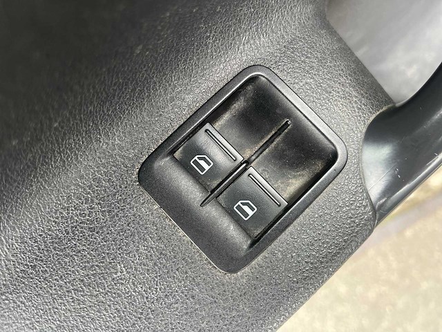 Volkswagen caddy 1.6 tdi | vh-611-f - afbeelding 1 van  13