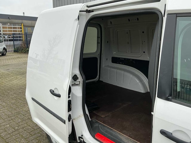 Volkswagen caddy 2.0 tdi l1h1 bmt tr. bedrijfswagen - afbeelding 8 van  27