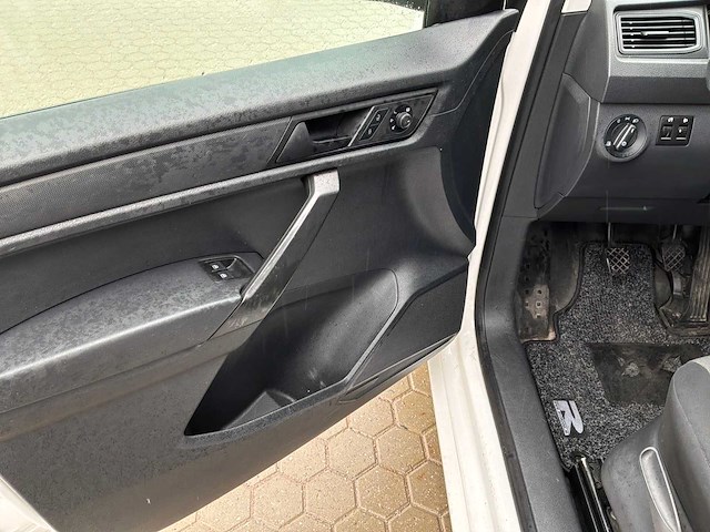 Volkswagen caddy 2.0 tdi l2h1 bmt com bedrijfswagen - afbeelding 13 van  26