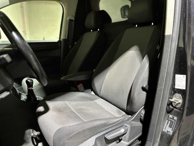 Volkswagen caddy 2.0 tdi l2h1 bmt maxi highline 150pk 2017 (origineel-nl), v-053-hv - afbeelding 24 van  39