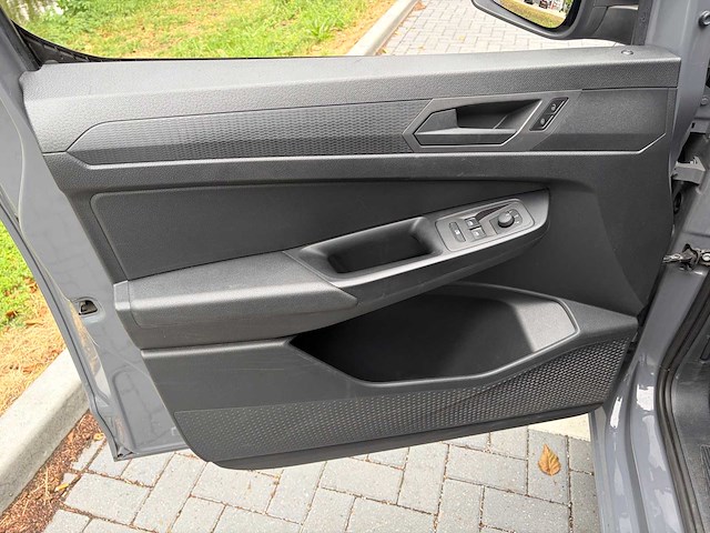 Volkswagen caddy cargo 1.5 tsi style bedrijfswagen - afbeelding 47 van  122