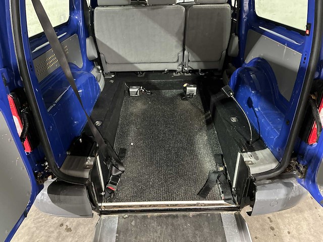 Volkswagen caddy maxi 1.9 tdi 5-persoons roelstoelbus 105pk 2011 (origineel-nl) automaat, 09-lhx-9 - afbeelding 43 van  59