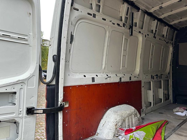 Volkswagen crafter 2.5 tdi l2h2 109pk 2008, ts-791-b - afbeelding 16 van  28