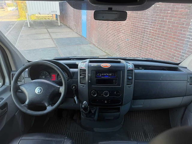 Volkswagen crafter 28 2.5 tdi l1h1 | 77-vpv-5 i - afbeelding 10 van  24