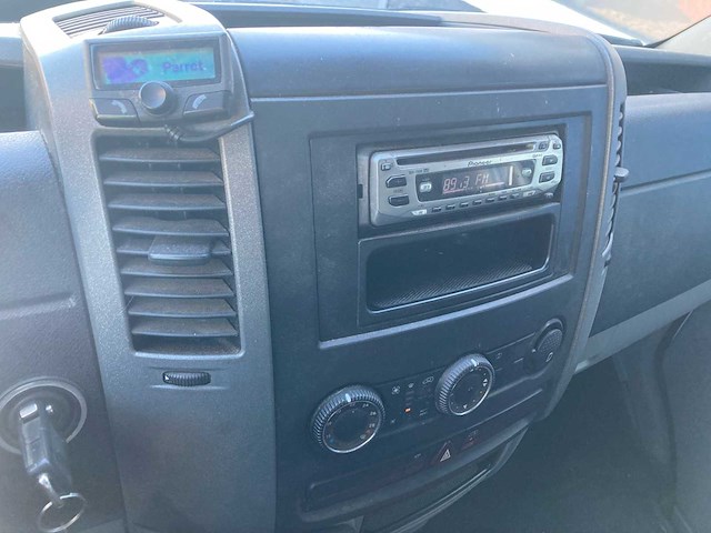 Volkswagen crafter 28 2.5 tdi l2h1, 20-vzf-7 - afbeelding 9 van  15