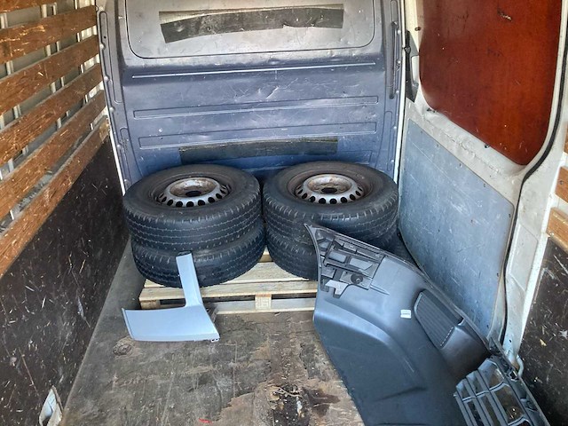 Volkswagen crafter 28 2.5 tdi l2h1, 20-vzf-7 - afbeelding 11 van  15
