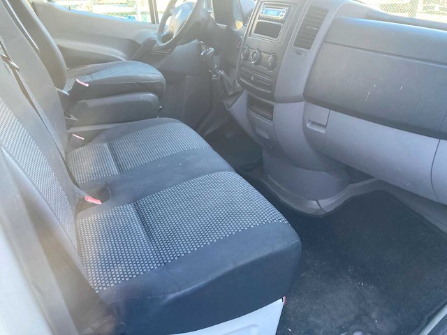 Volkswagen crafter 28 2.5 tdi l2h1, 20-vzf-7 - afbeelding 13 van  15