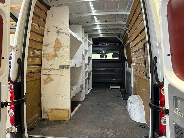 Volkswagen crafter 30 2.0 tdi l2h2 bmdc 120.000 km vl-342-h - afbeelding 20 van  27