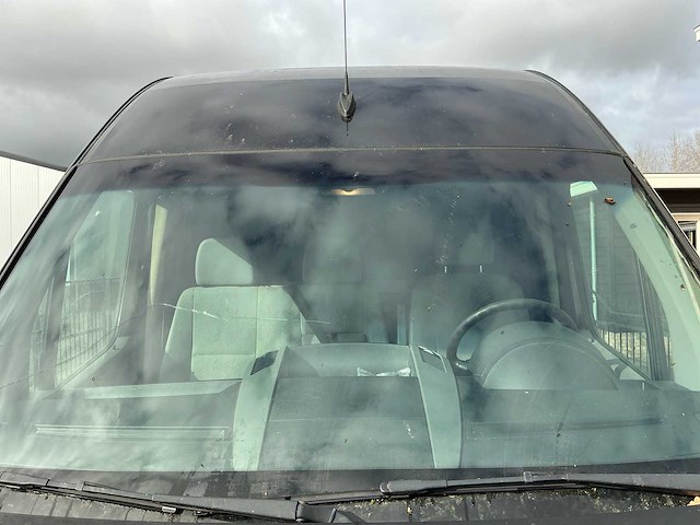 Volkswagen crafter 30 2.5 tdi l2 dc bedrijfswagen - afbeelding 8 van  30