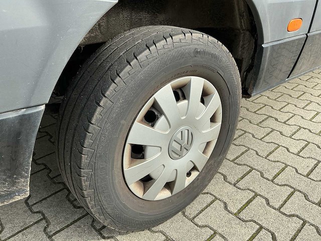 Volkswagen crafter 30 2.5 tdi l2 dc bedrijfswagen - afbeelding 13 van  30