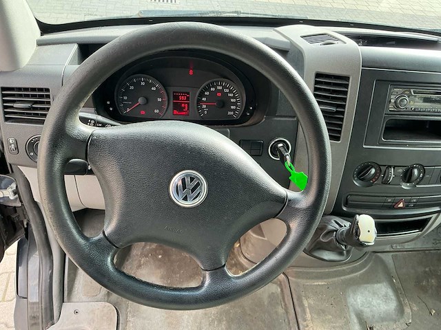 Volkswagen crafter 30 2.5 tdi l2 dc bedrijfswagen - afbeelding 21 van  30