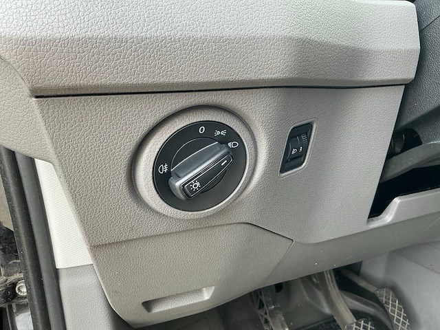 Volkswagen crafter 35 2.0 tdi l3h3 dc bedrijfswagen - afbeelding 5 van  33