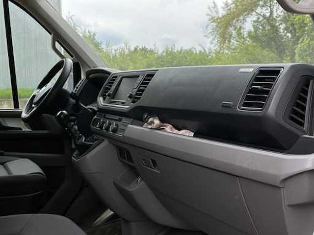 Volkswagen crafter 35 2.0 tdi l4 el highline 177pk 2018, v-106-nz bedrijfswagen - afbeelding 17 van  35