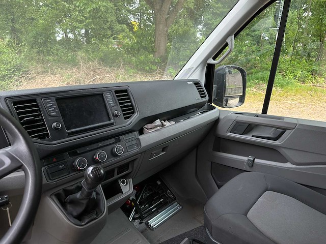 Volkswagen crafter 35 2.0 tdi l4 el highline 177pk 2018, v-106-nz bedrijfswagen - afbeelding 3 van  21